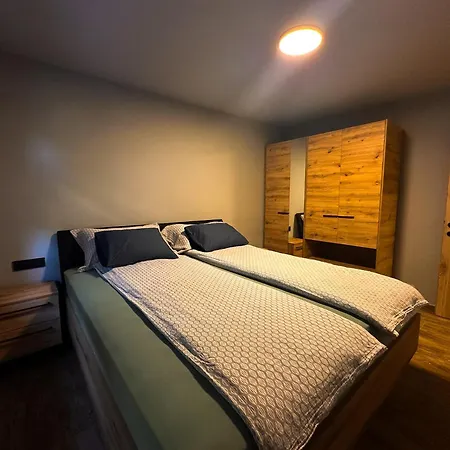 Guta Apartment *